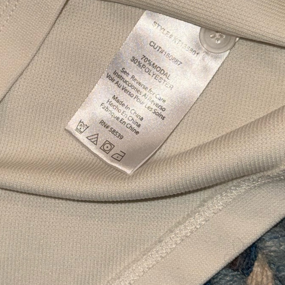 Kit from the Kloth Darla Henley top sz M - Picture 8 of 9